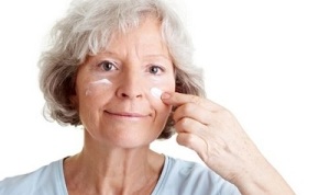 Evde yüz cildini gençleştirme yöntemleri